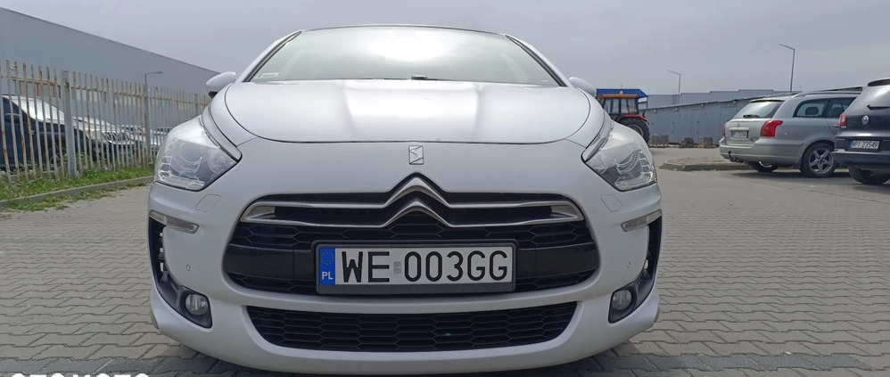 Citroen DS5 cena 40777 przebieg: 232000, rok produkcji 2013 z Warszawa małe 172